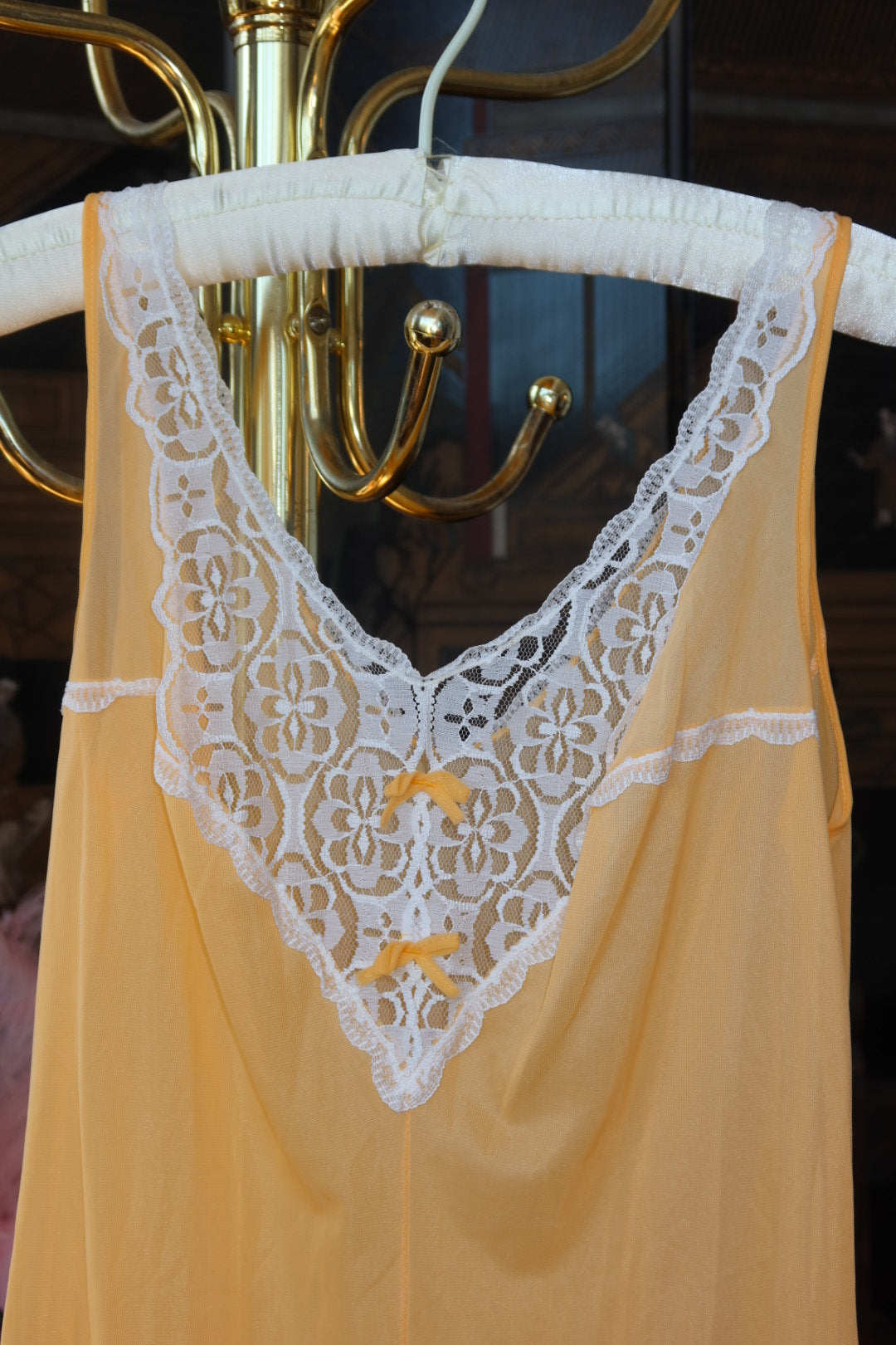 Vintage 1960s Stern Kreuz Peach Sheer Slip with White Lace and Ribbon Bows