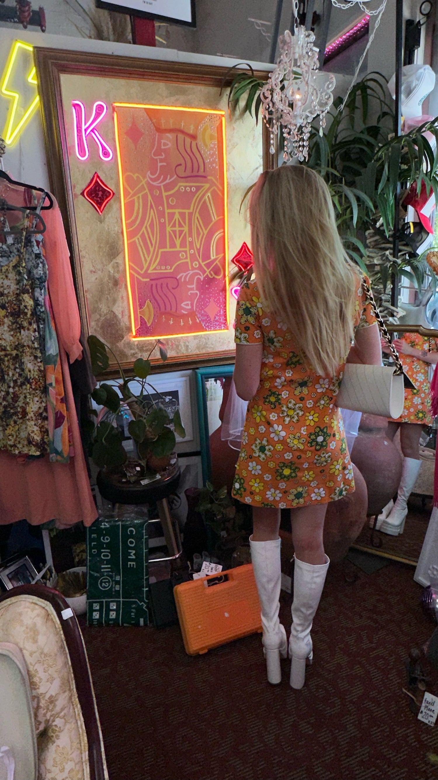 Vintage 1960s Mod Floral Shift Dress- Daisy Print Mini